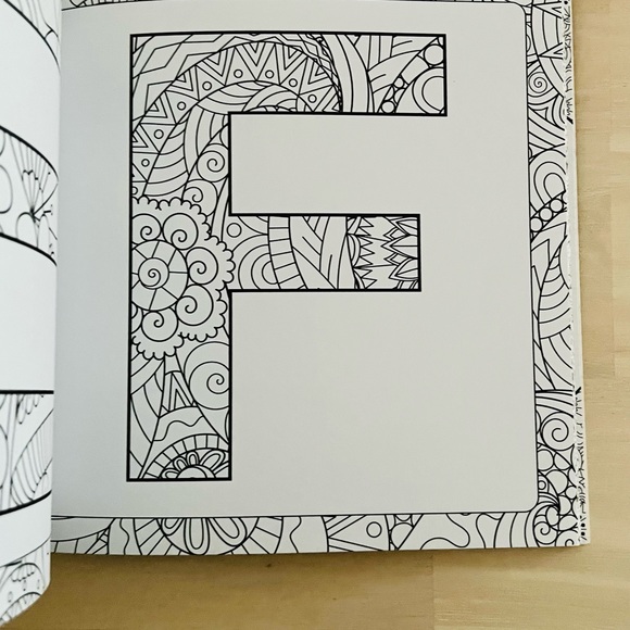 NEW A to Z Adult Colouring Book - Picture 5 of 10
